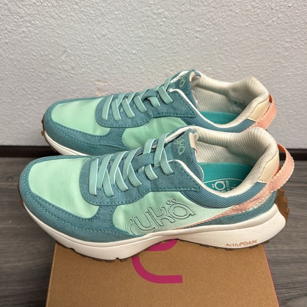 Ryka Jog On Sneakers - Picture 6 of 6